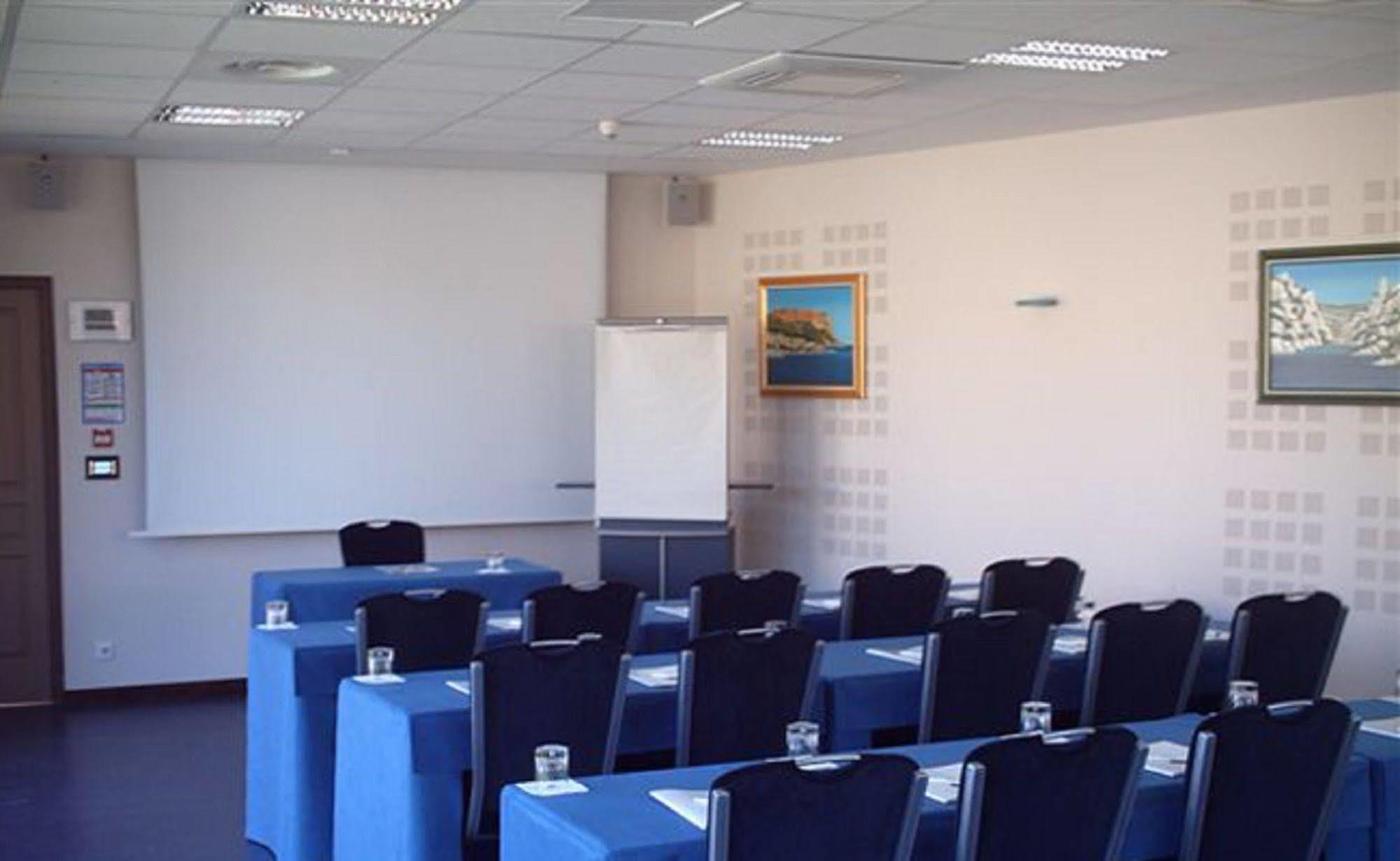 Best Western Gemenos Villa Florette Εξωτερικό φωτογραφία